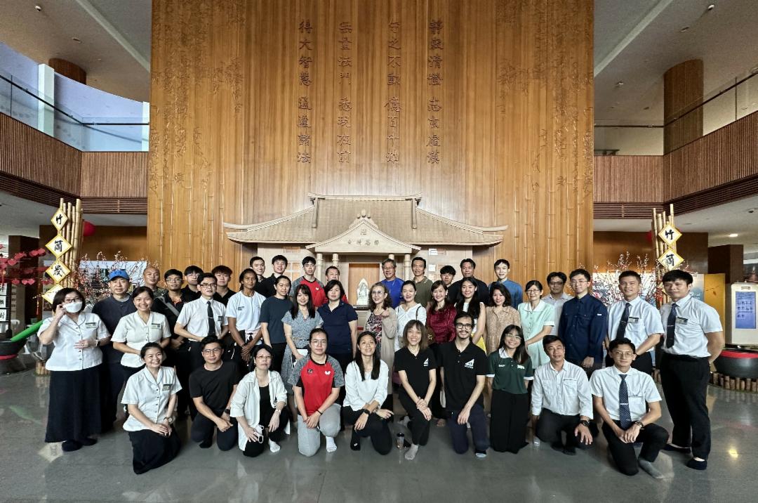 吉隆坡慈济国际学校在吉隆坡慈济静思堂举办了第一次的外聘教练和老师茶会。【摄影：赖秀珍】