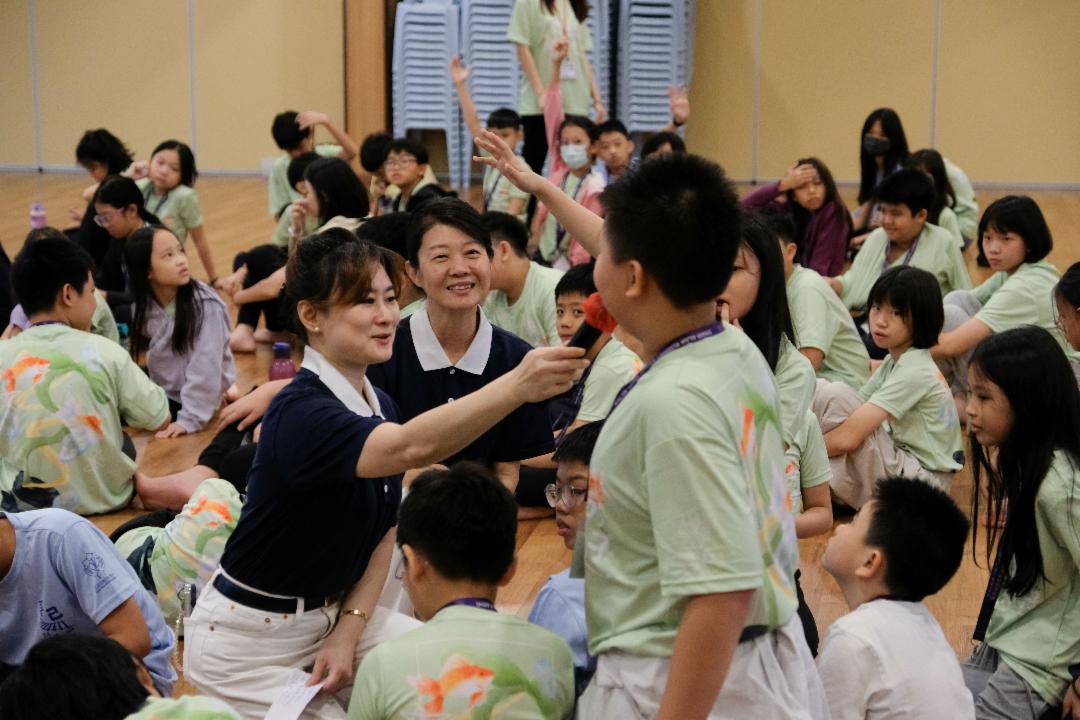 莎阿南佛学会举办年度儿童佛学营，慈济志工受邀参与，并带来五个充满启发的闯关游戏。【摄影：陈德铭】