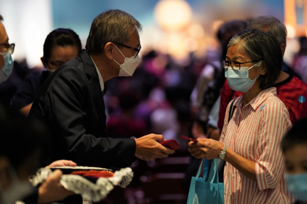 慈济雪隆分会分诚心邀约会员大德出席2022年岁末祝福感恩会，领受欢喜有缘福慧红包；感恩长期护持慈济志业之会员大德及慈济志工。【摄影：文伟光】	  